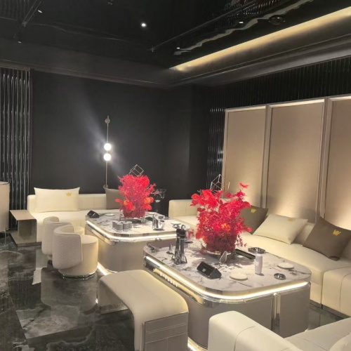 武汉兼职岗位热招中,DJ服务员职位开放,提供稳定底薪及空房津贴