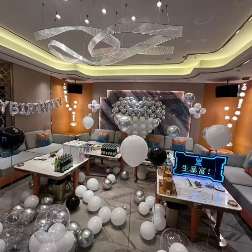 郑州KTV急聘酒水促销精英,高薪直招助你财富倍增